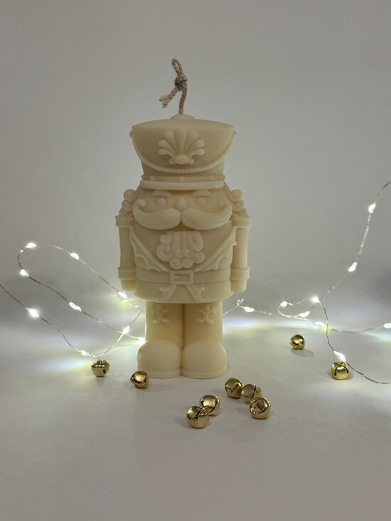 Soy wax candle "NUTCRACKER"